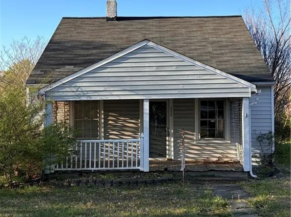 3558 Spangenberg Ave, Clemmons, NC 27012