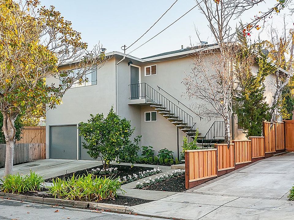 1st image of 909 Capuchino Ave #B