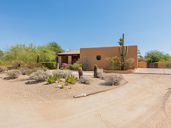 2nd image of 22217 N Los Caballos Dr