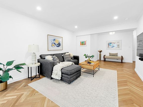 2nd image of 302 E 88th St APT 2F