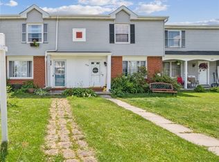 626 Heron Ct, Coraopolis, PA 15108