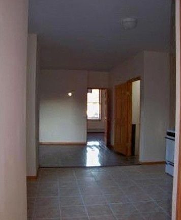 2nd image of 662 Ashford St