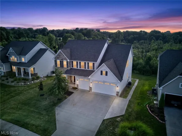 7941 Megan Meadow Dr, Hudson, OH 44236