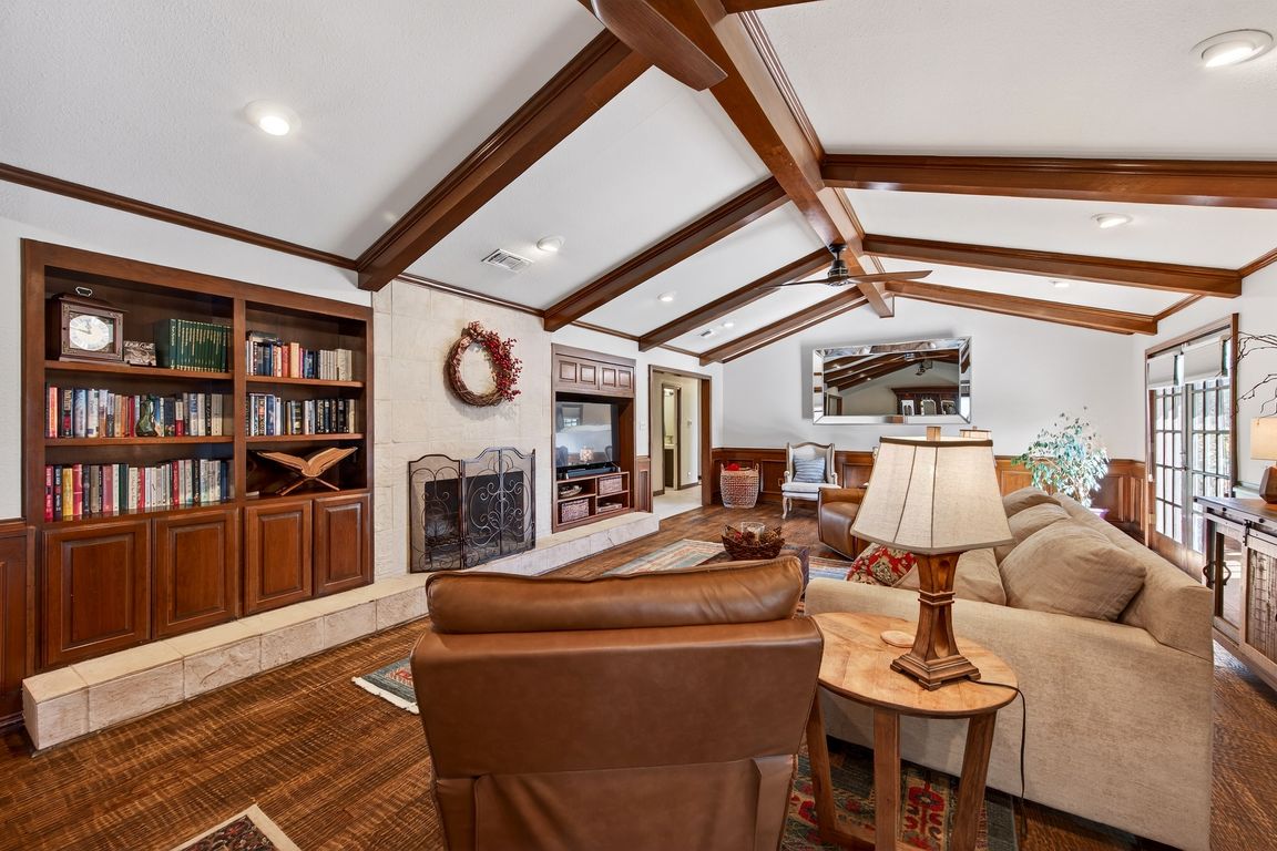 next background image