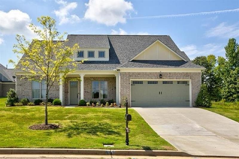 1st image of 75 Fairway Hills Dr
