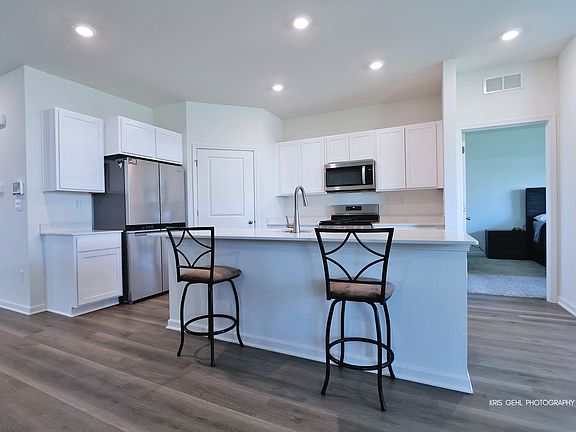 3rd image of 2285 Tupelo Way