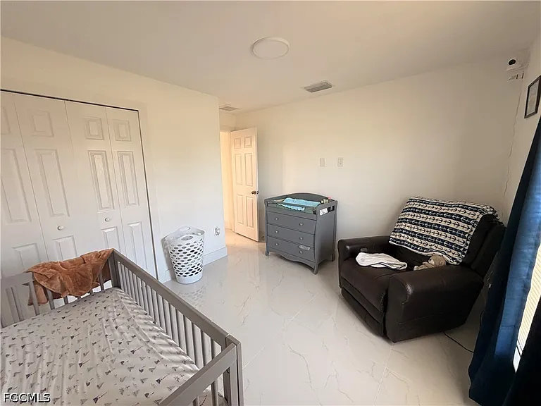 4702 Loraine Ave S — Photo 14