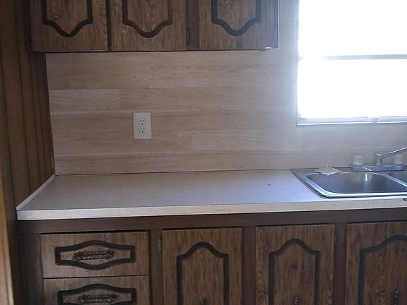 2nd image of 375 W 6th Ave #18