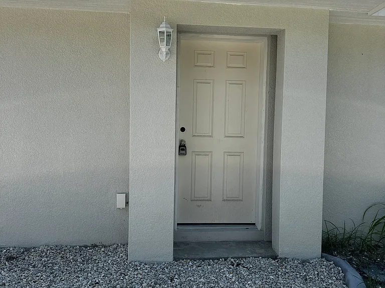 2714 Ashton Rd — Photo 1