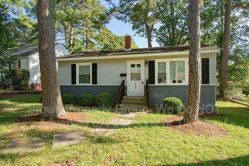 808 McKimmon Rd