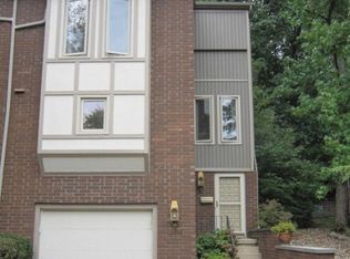 6855 W Fitzwater Rd UNIT 22, Brecksville, OH 44141