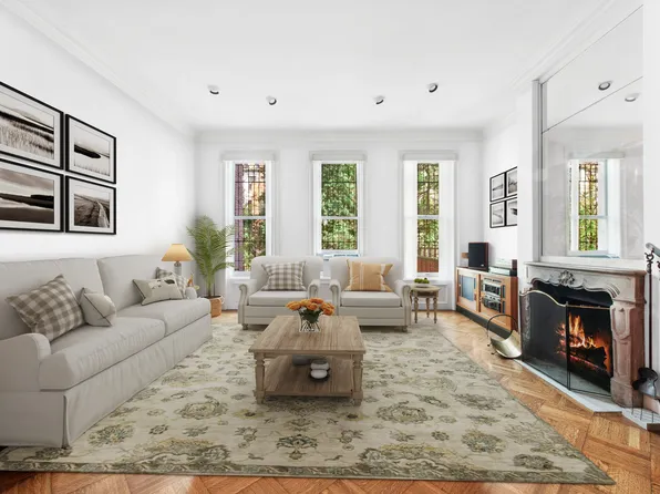 243 East 61st Street image 1 of 16