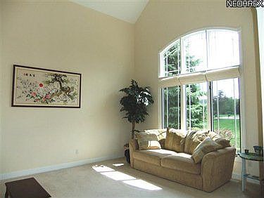 3rd image of 39345 Cortina Cir