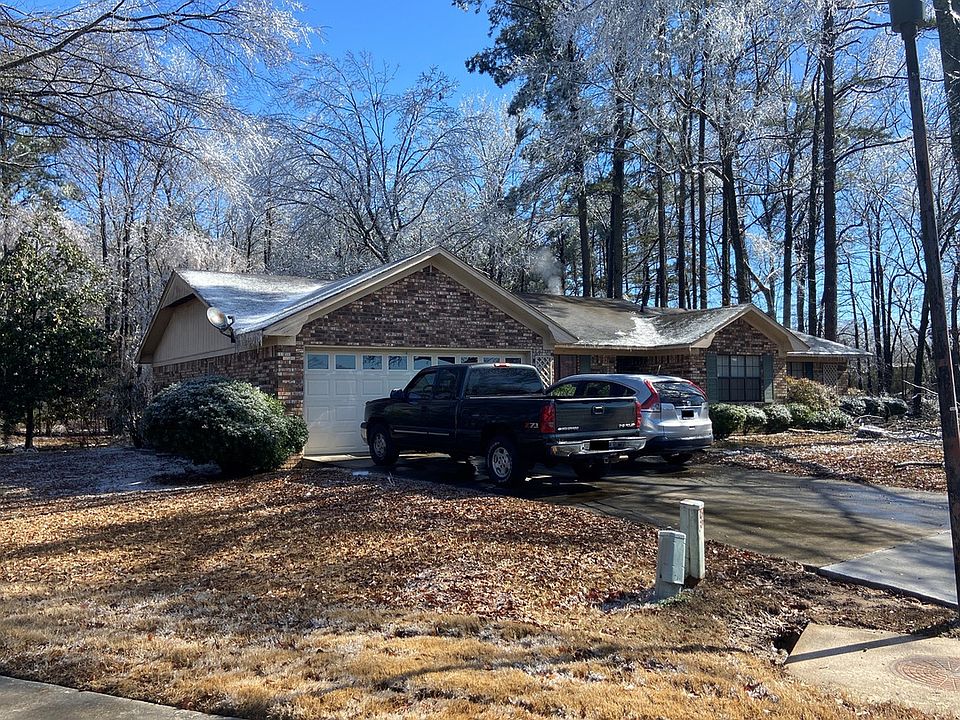 2nd image of 15 Foxcroft Ln