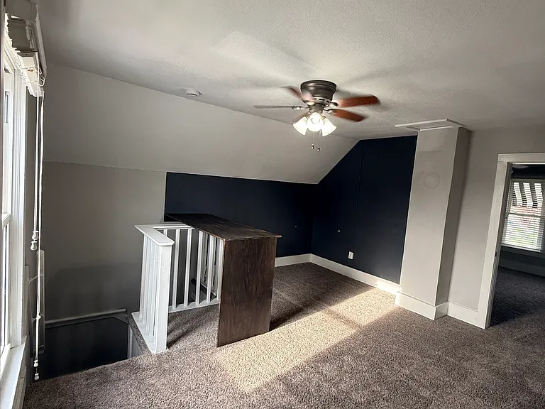 102 SW Walnut St — Photo 15