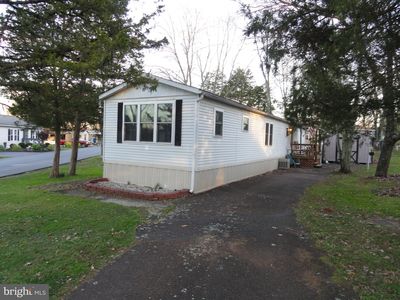 628 Willow Dr, Green Lane, PA, 18054