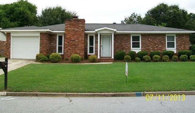 1st image of 313 Oak Lake Dr