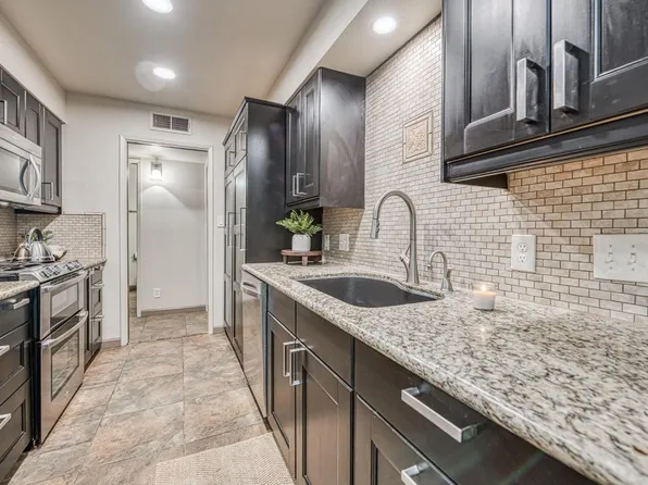 1720 W Santa Ana Ave #101, Fresno, CA 93705