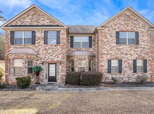 7930 The Lakes Dr, Fairburn, GA 30213