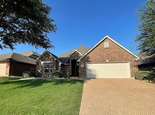 7521 Bunker Ct, Benbrook, TX 76126