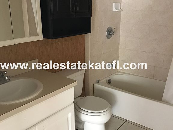 4th image of 10918 Park Dr