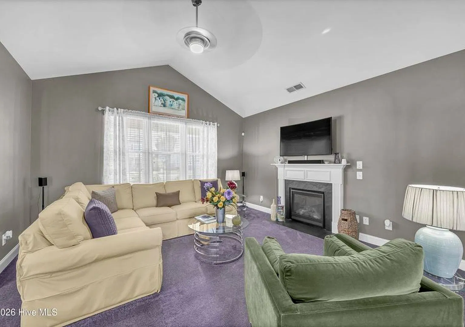 Discover this well-maintained 4-bedroom, 2-bath home in Leland, NC — Photo 3