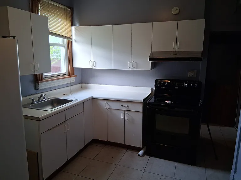 318 Bridge St #A — Photo 5