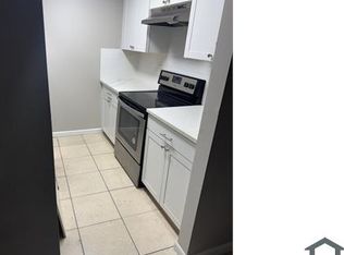 508 Meadows Cir, Boynton Beach, FL 33436
