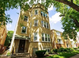 2732 W Greenleaf Ave APT 1, Chicago, IL 60645