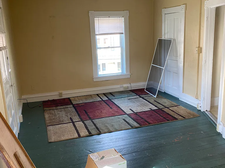 31 Foss St #1 — Photo 5