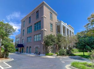 67 Legare St APT 102, Charleston, SC 29401