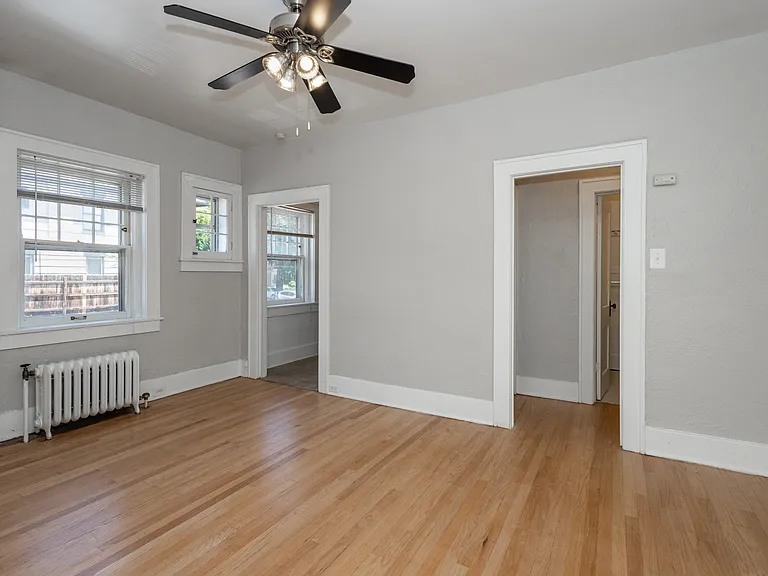 1027 Washington Street — Photo 16