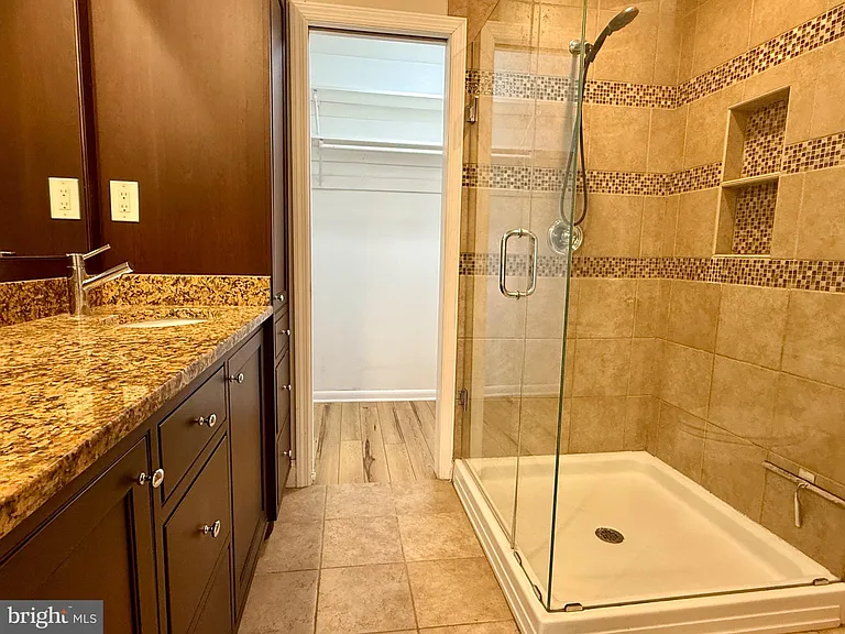 5545 Doral Dr — Photo 13
