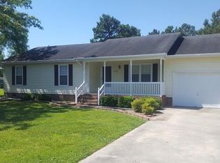 1107 Megan Dr, Elizabeth City, NC 27909