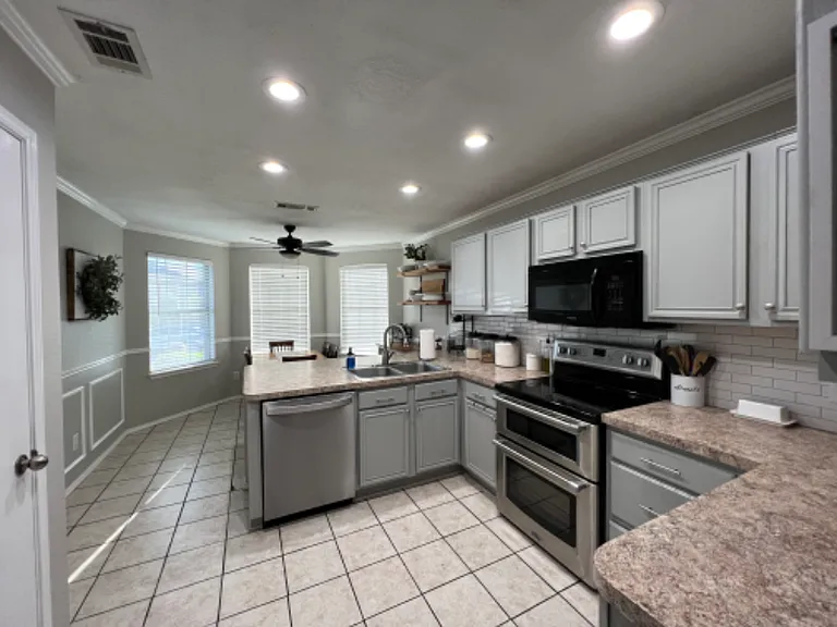 777 Eagle Dr — Photo 7