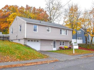 13 W Diane Rd, Peabody, MA 01960