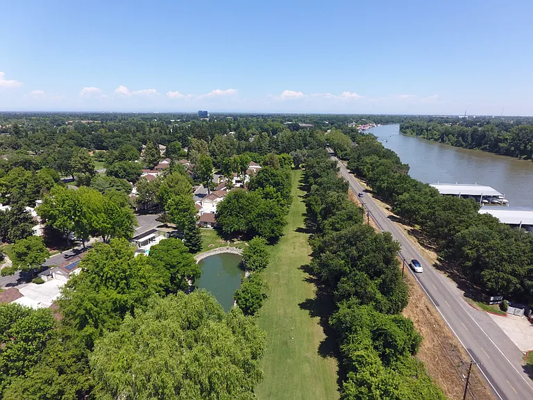 3156 Swallows Nest Dr — Photo 47