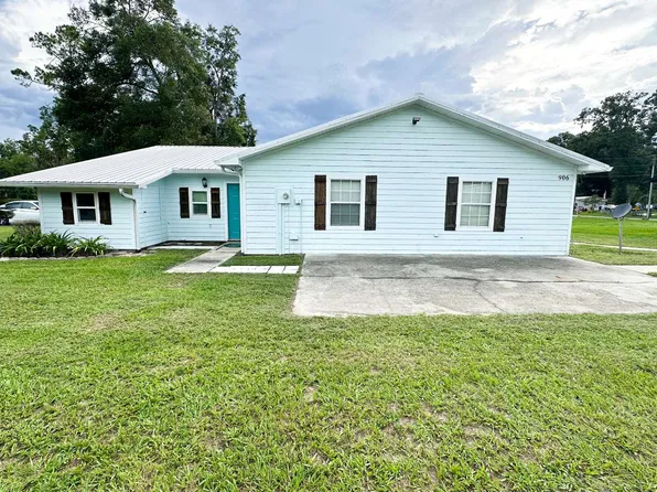 906 Broughton St NE, Branford, FL 32008