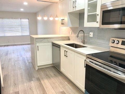 1st image of 312 N Louise St Unit 203