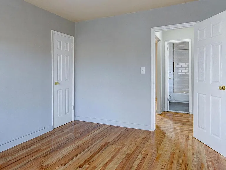 Franklin Manor — Photo 14