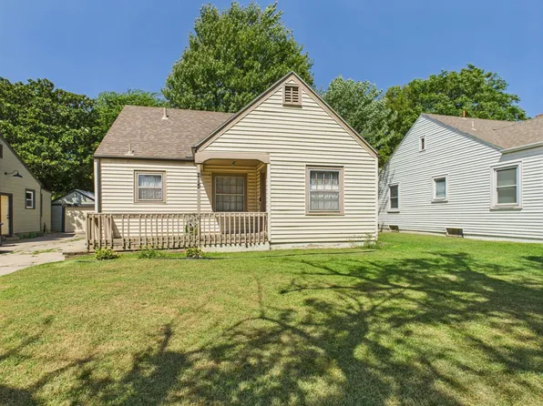 215 S Minnesota Ave, Wichita, KS 67211