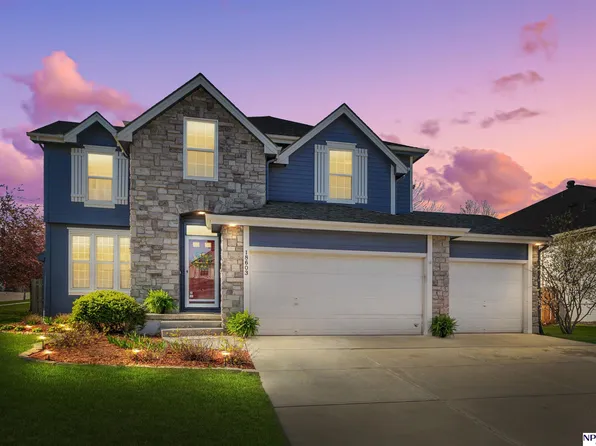 18603 Mayberry St, Elkhorn, NE 68022