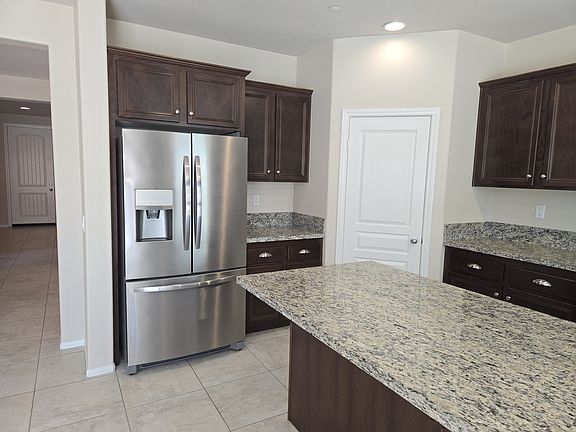 4th image of 30107 Wales Ct