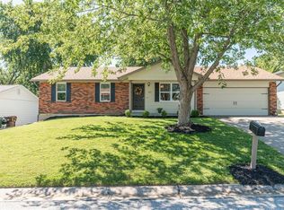 137 Universal Dr, Saint Peters, MO