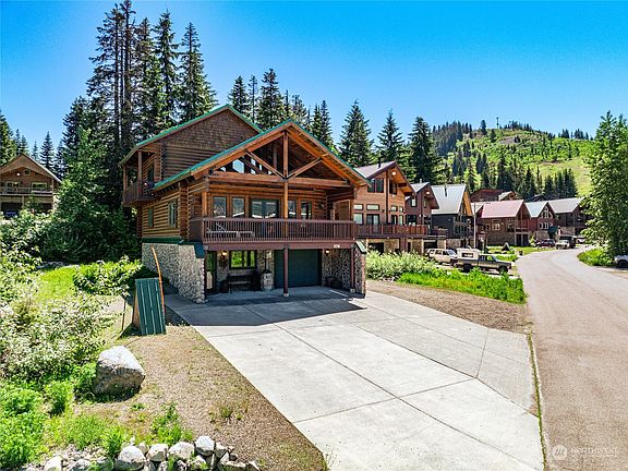 3rd image of 106 Guye Peak Lane