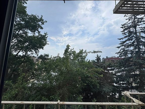 5th image of 2 W End Ave #46