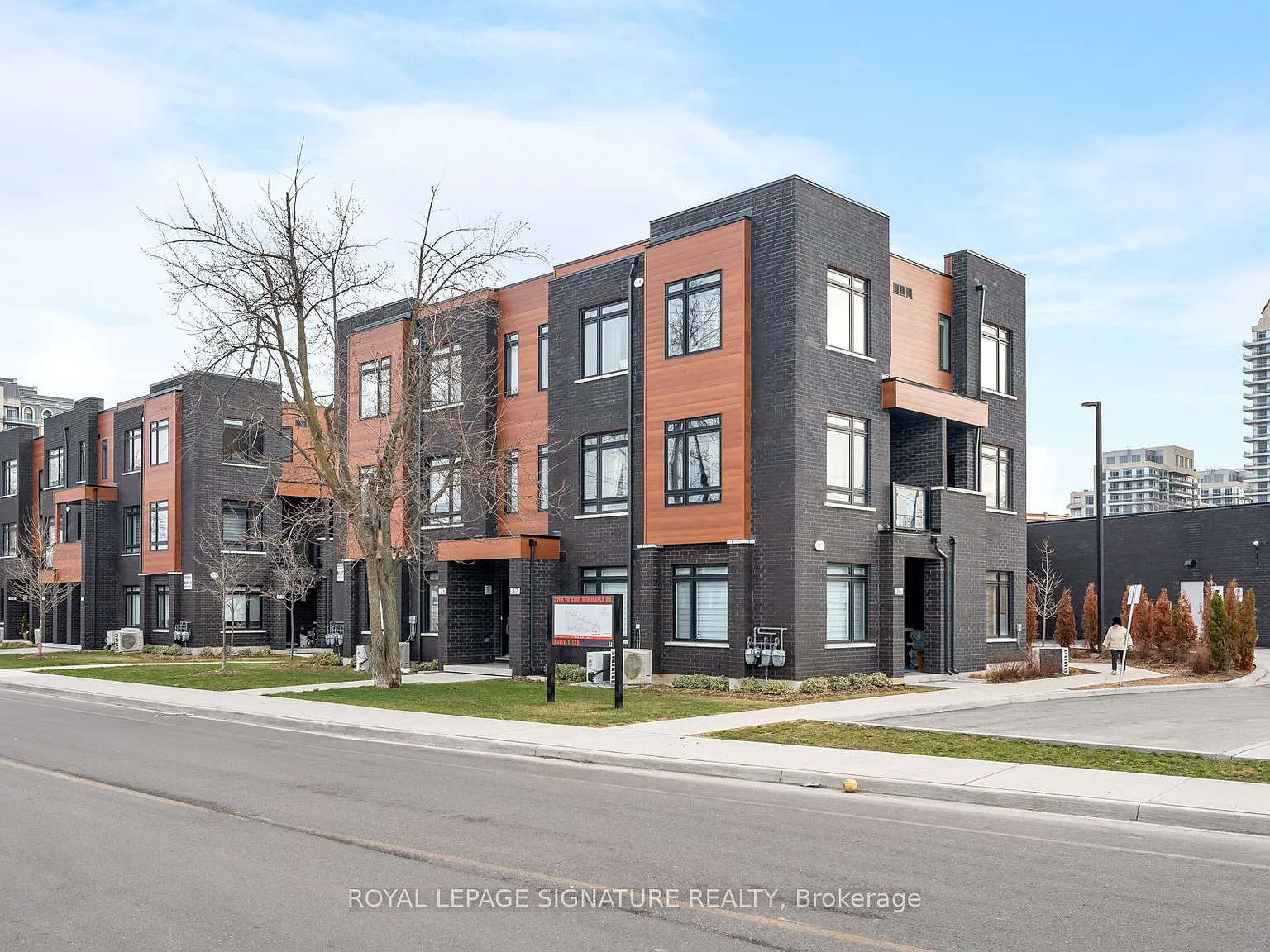 2 bed, $2,895 — Photo 1