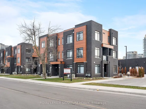 370 Red Maple Rd #A-51, Richmond Hill, ON L4C 5T4