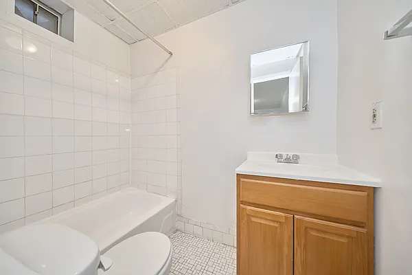 Rented by Living New York | media 12