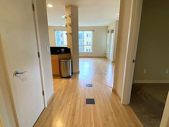2nd image of 925 110th Ave SE #411